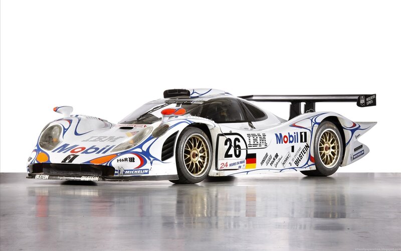 Porsche 911 GT1 race car