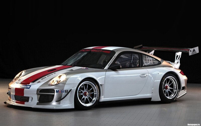 Porsche 911 GT3 R race car