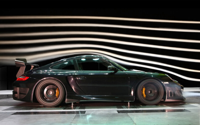 Porsche 911 GT3 RS in wind tunnel