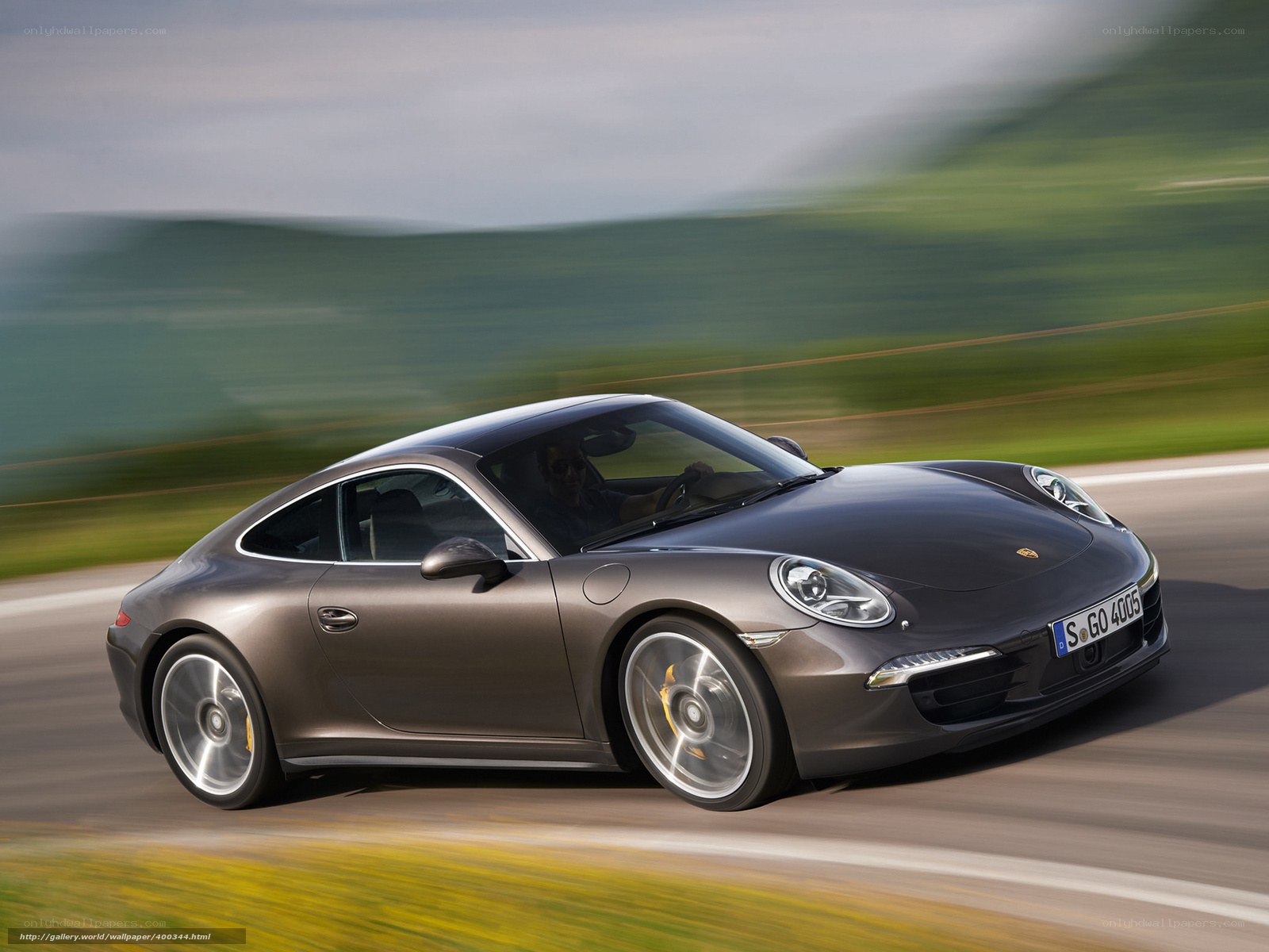 Porsche 911 in motion
