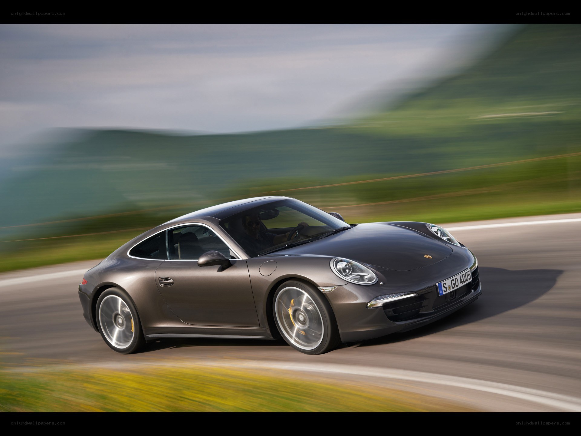 Porsche 911 in motion
