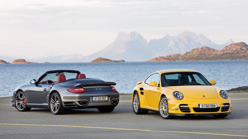 Porsche 911 Turbo cars by the sea