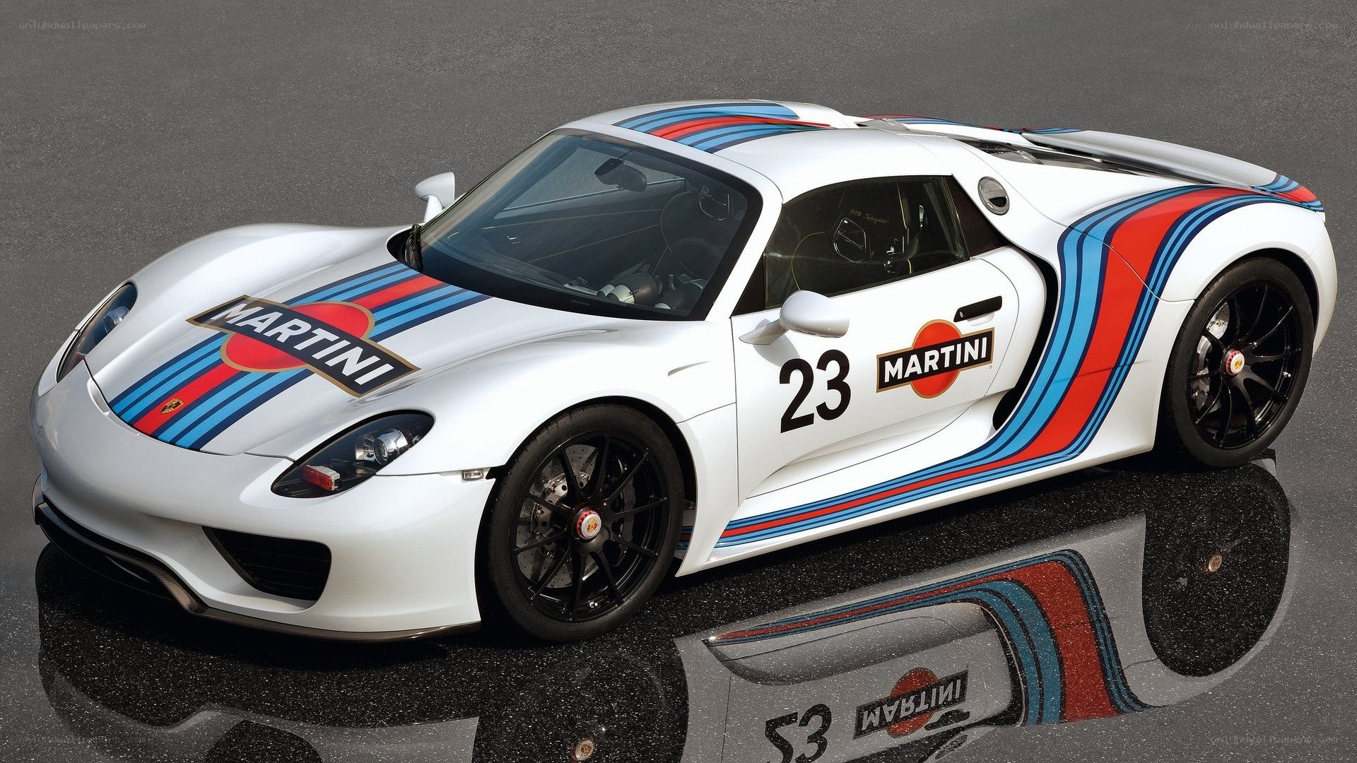 Porsche 918 Spyder Martini Edition