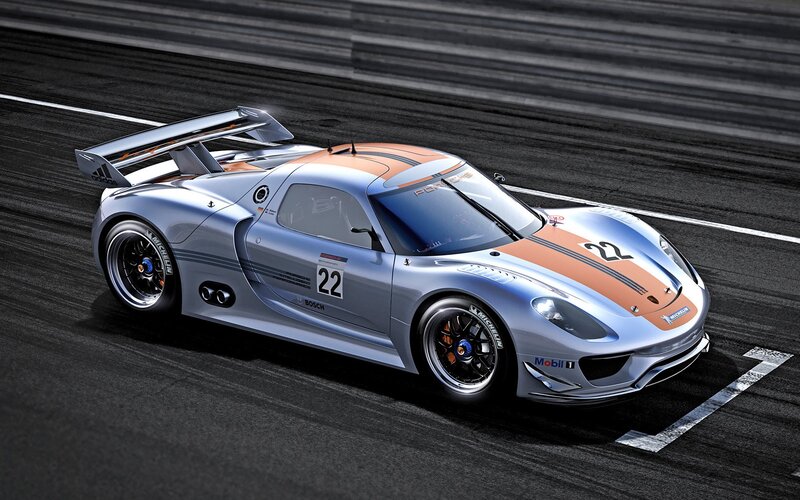 Porsche 918 Spyder race car