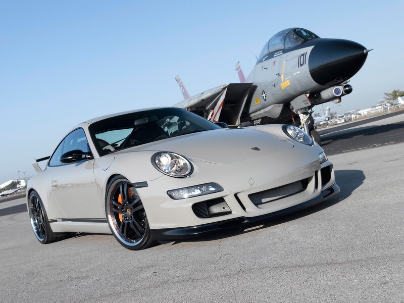Porsche and fighter jet