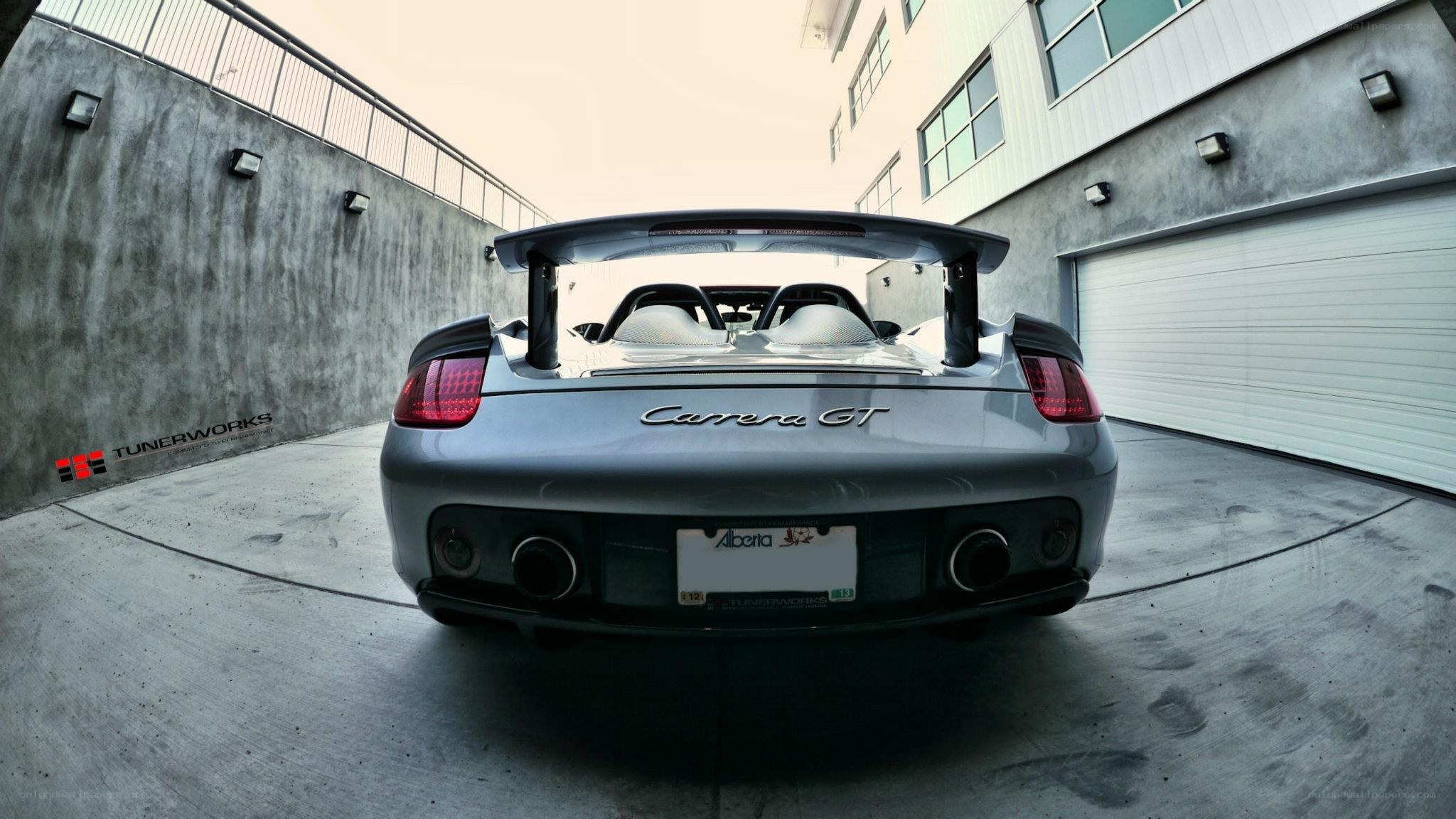 Porsche Carrera GT rear view