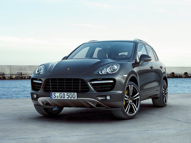 Porsche Cayenne at the harbor