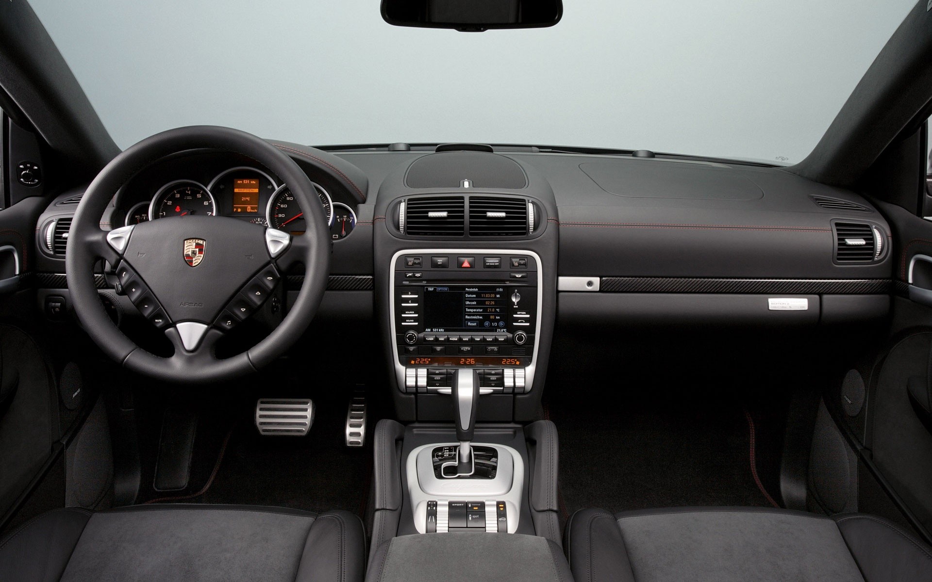 Porsche Cayenne interior