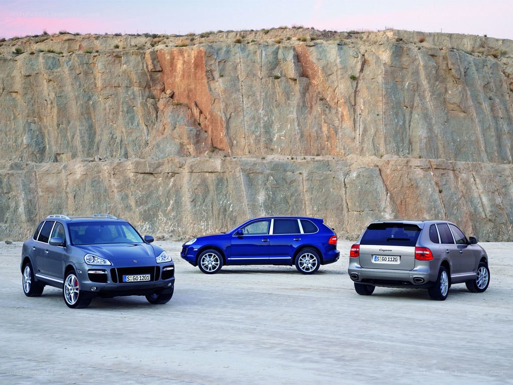 Porsche Cayenne models in quarry
