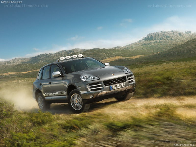 Porsche Cayenne off-road