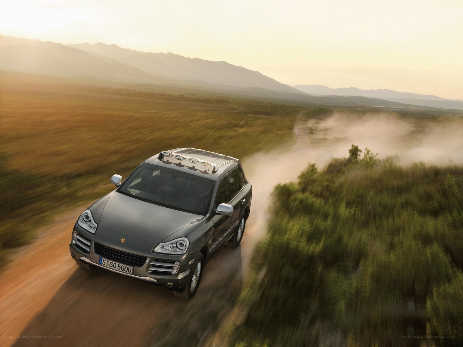Porsche Cayenne off-road