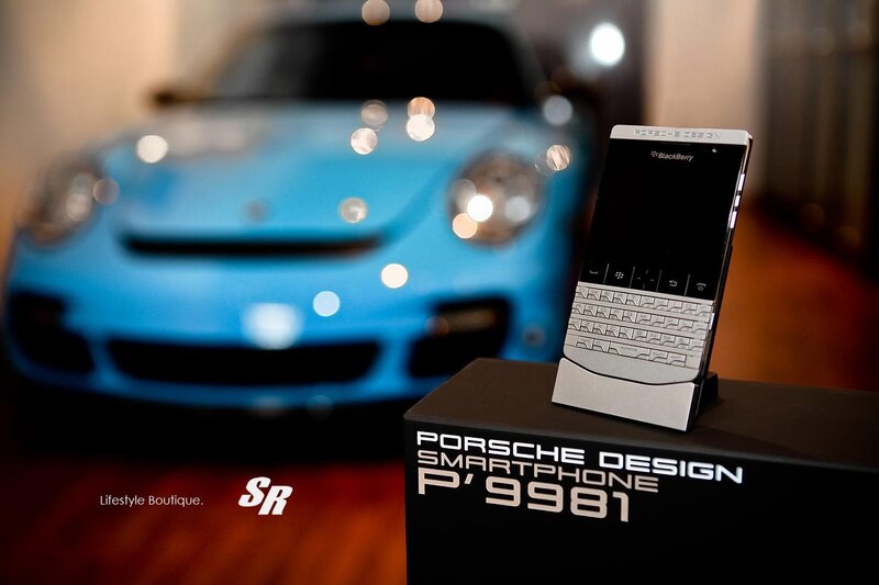 Porsche Design smartphone display