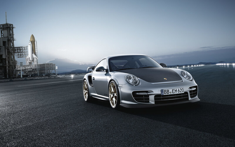 Porsche GT2 RS on launch pad