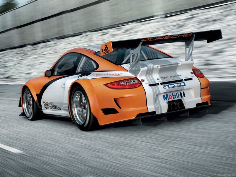 Porsche GT3 R Hybrid race car
