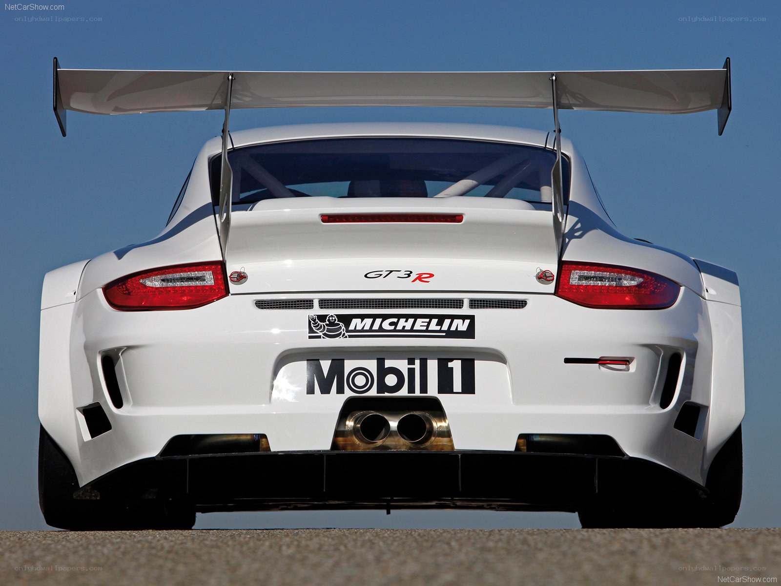 Porsche GT3 R rear view