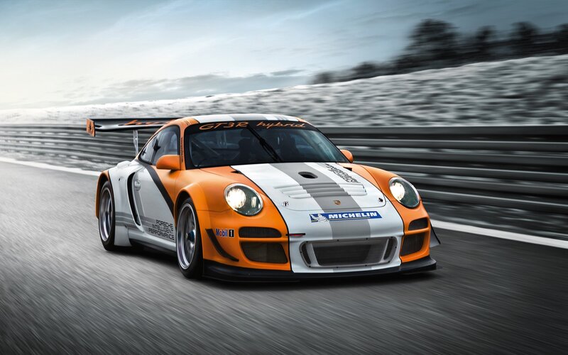 Porsche GT3R Hybrid race car