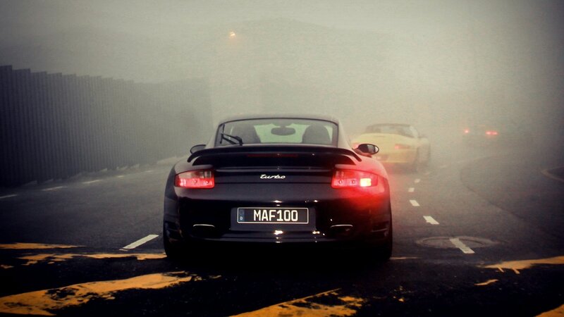 Porsche in foggy conditions