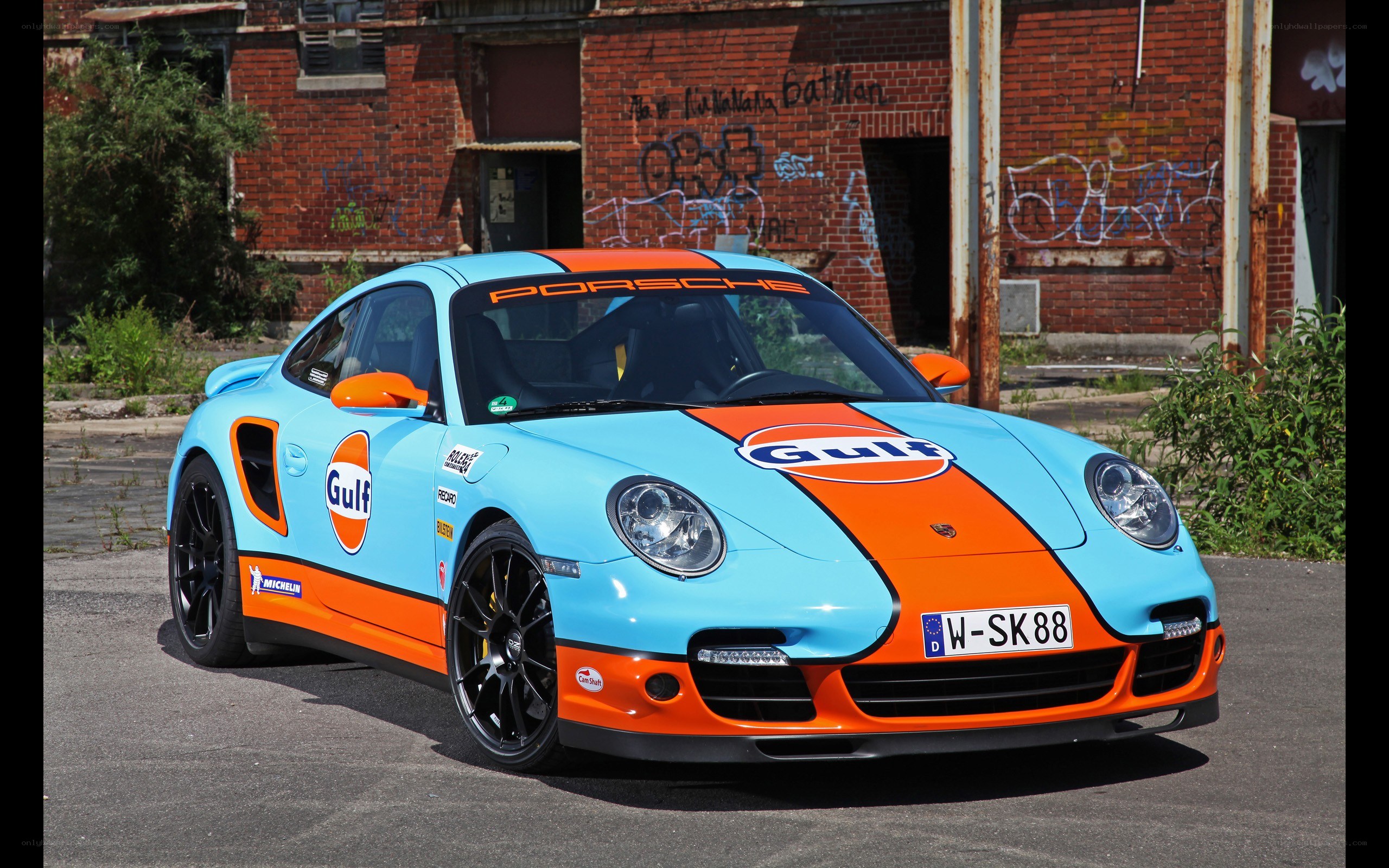 Porsche in Gulf livery