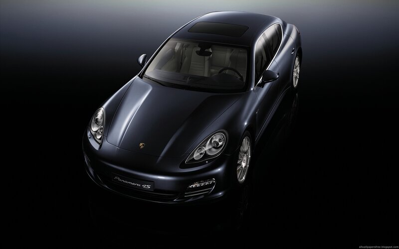 Porsche Panamera 4S