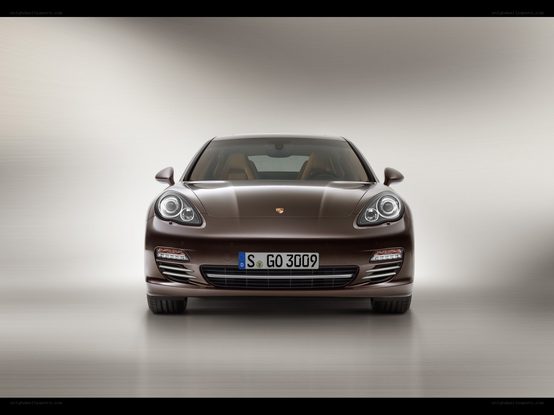 Porsche Panamera front view