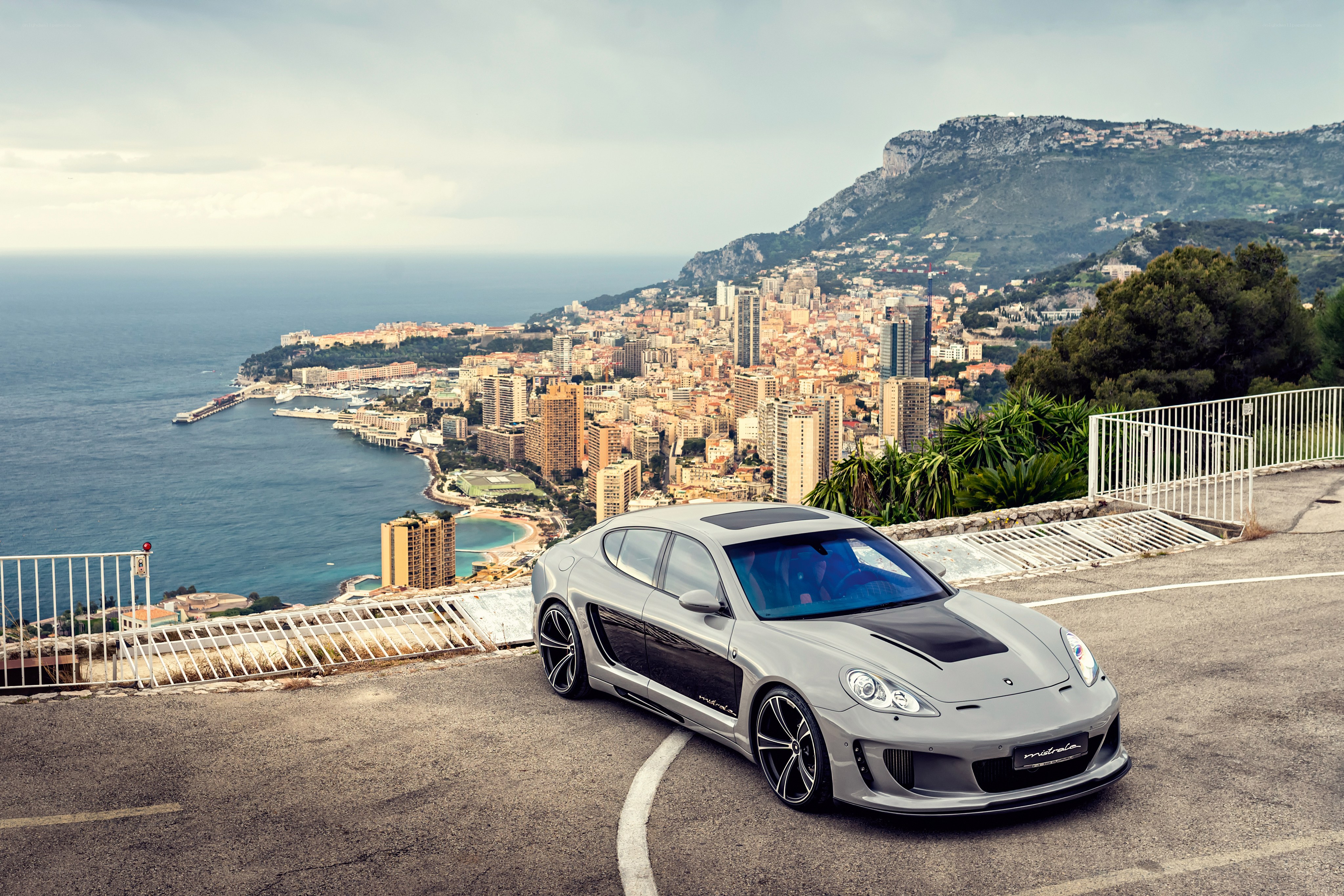 Porsche Panamera in Monaco