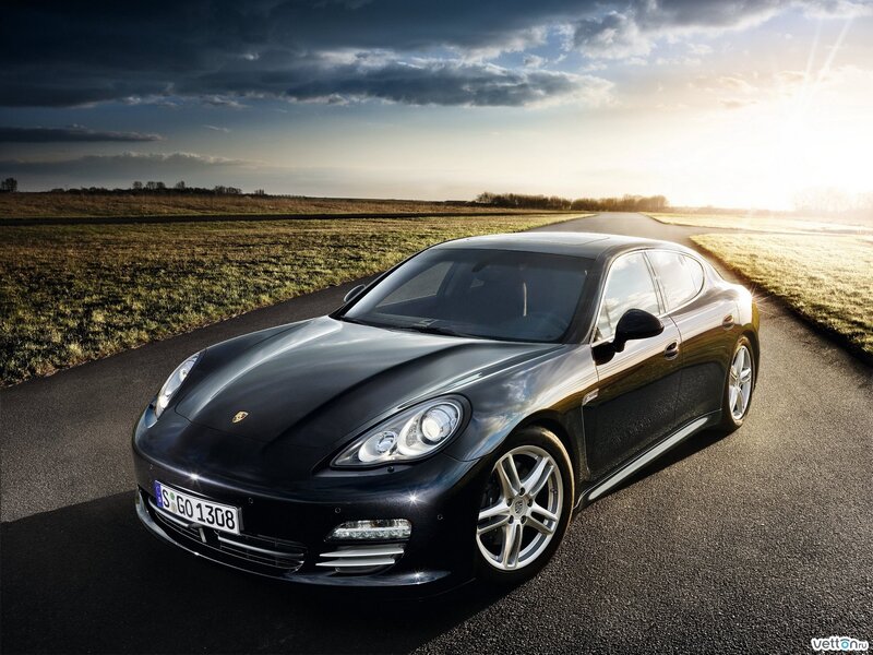 Porsche Panamera on a country road