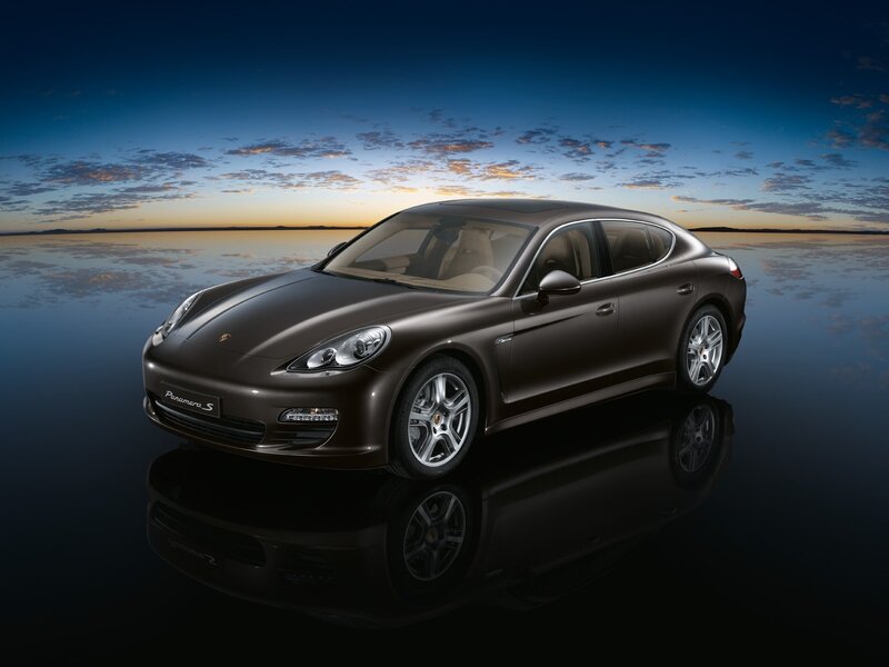 Porsche Panamera S at dusk