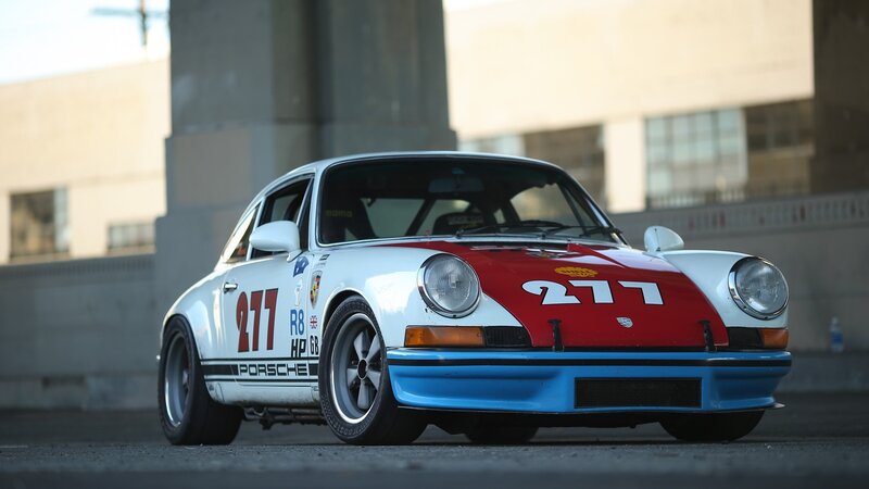 Porsche race car with number 277