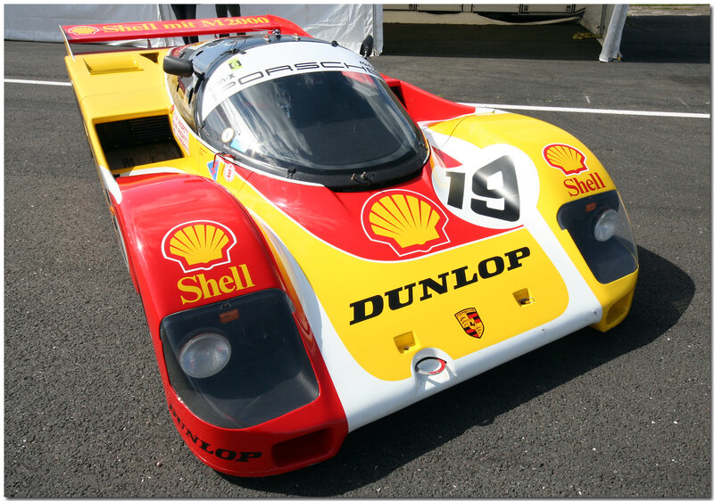 Porsche race car with Shell branding