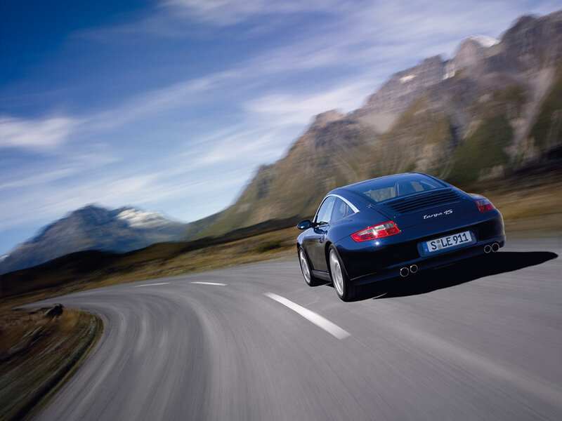 Porsche Targa 4S on mountain road