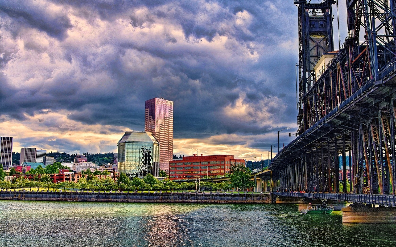 Portland skyline with bridge