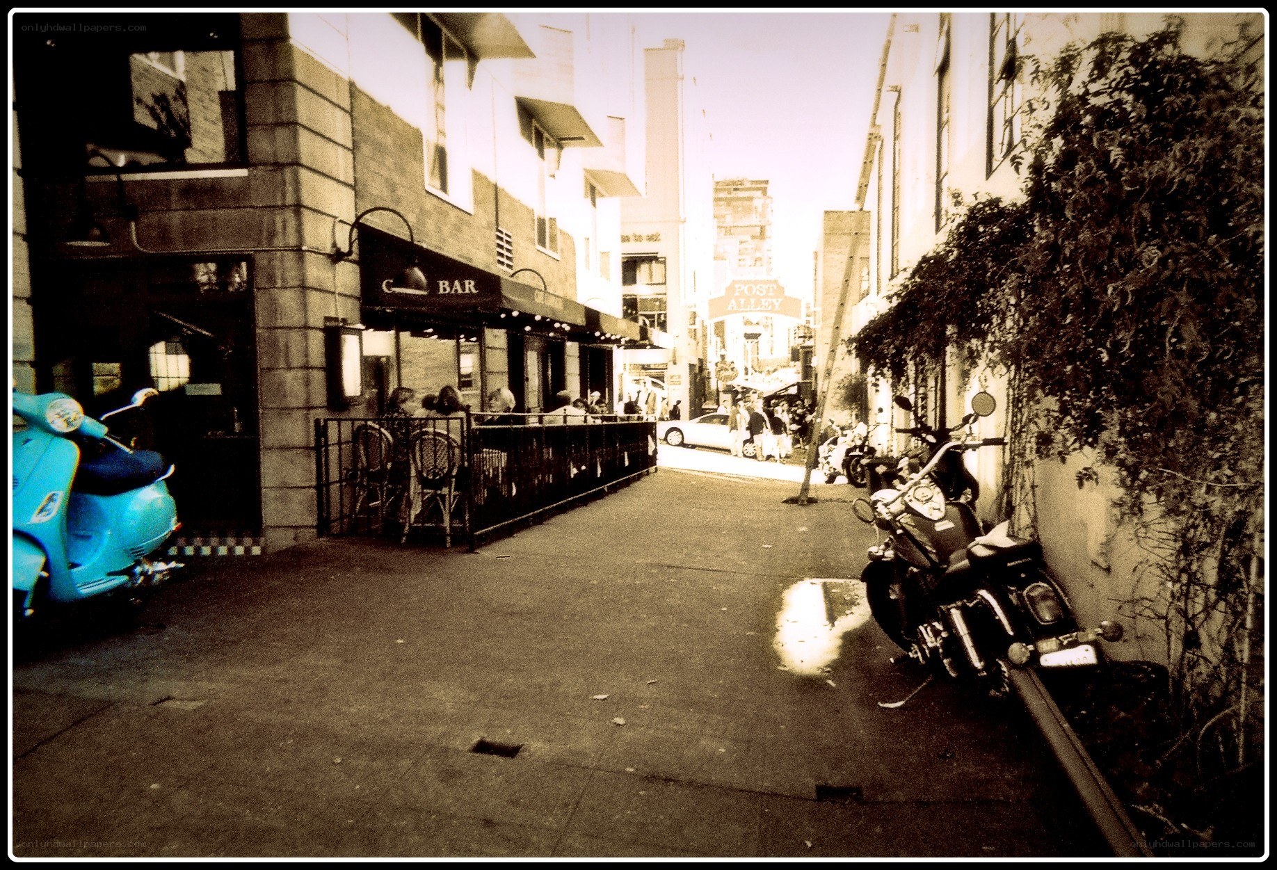 Post Alley bar scene