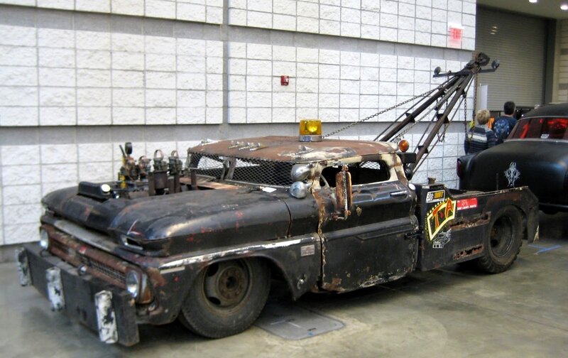 Post-apocalyptic Tow Truck