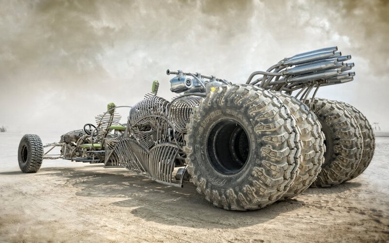 Post-apocalyptic Vehicle — Brown, Dramatic
