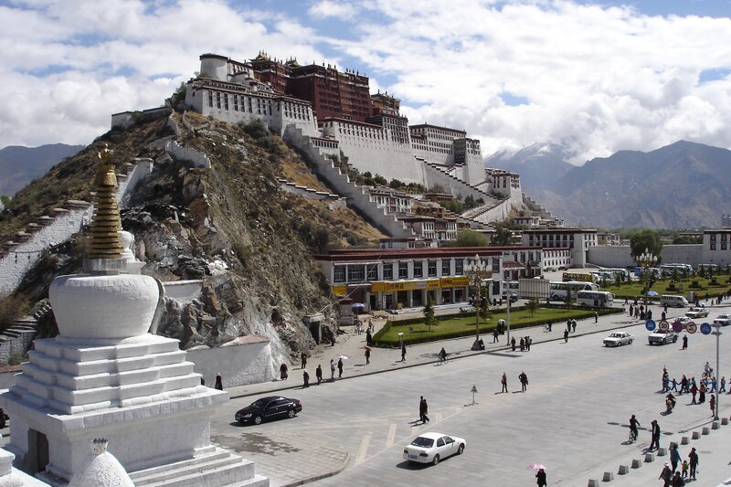 Potala Palace in Lhasa — White