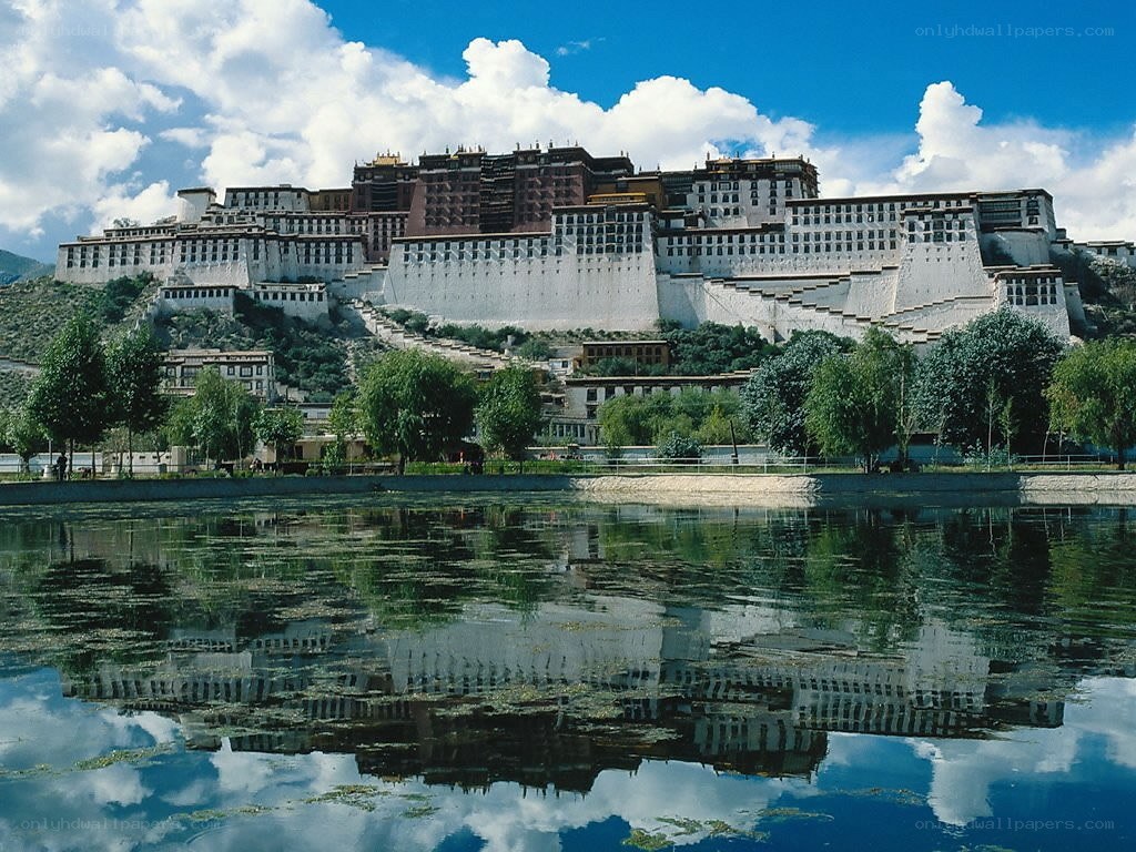 Potala Palace reflected in water