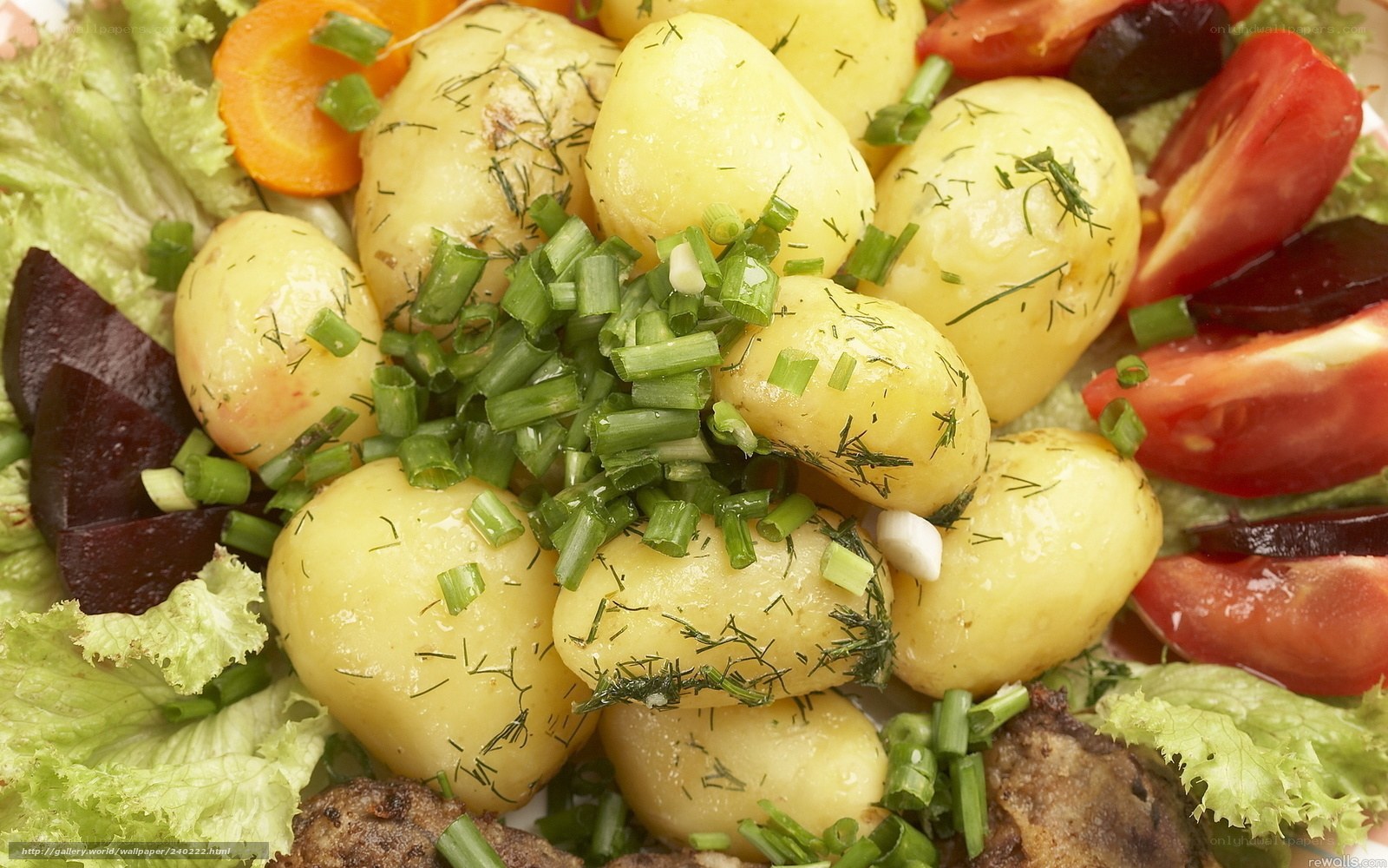 potato salad with vegetables