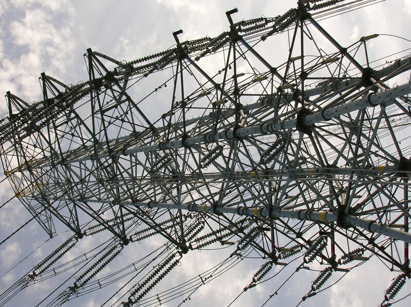 Power line transmission tower