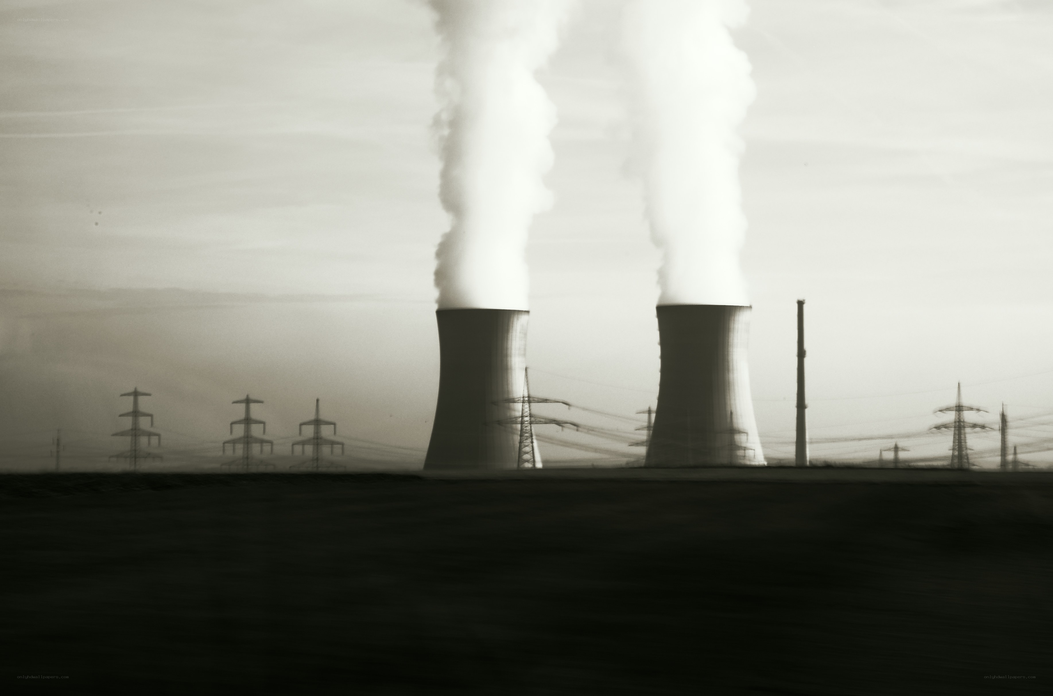 Power plant cooling towers