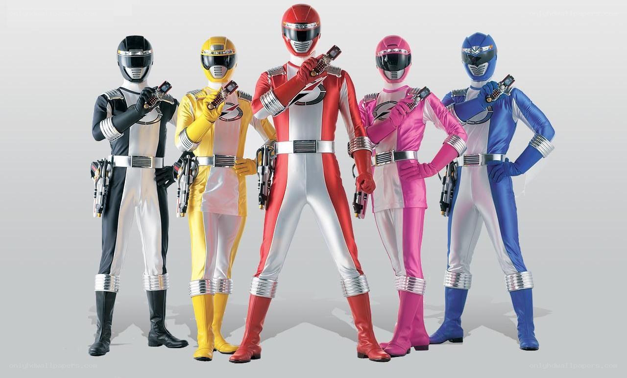 Power Rangers team lineup