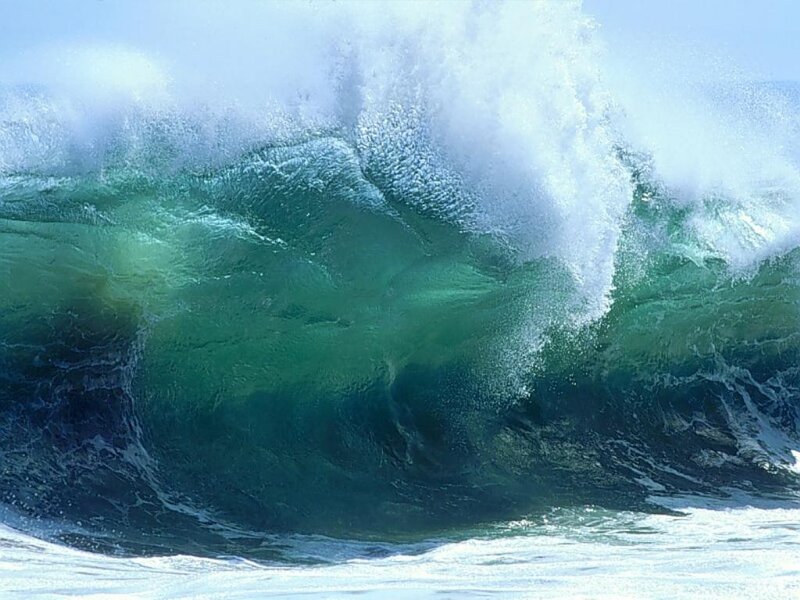 Powerful ocean wave crashing