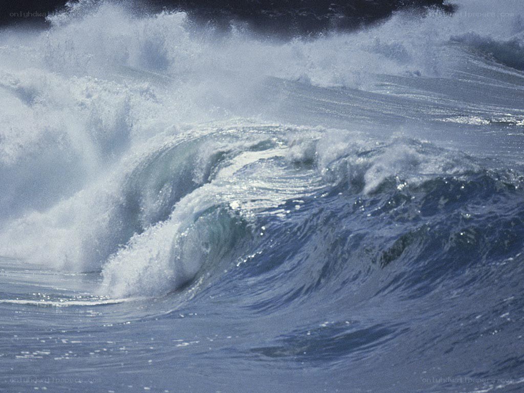 Powerful ocean wave crashing