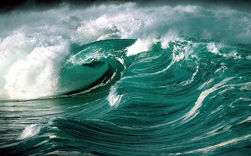 Powerful ocean wave in motion