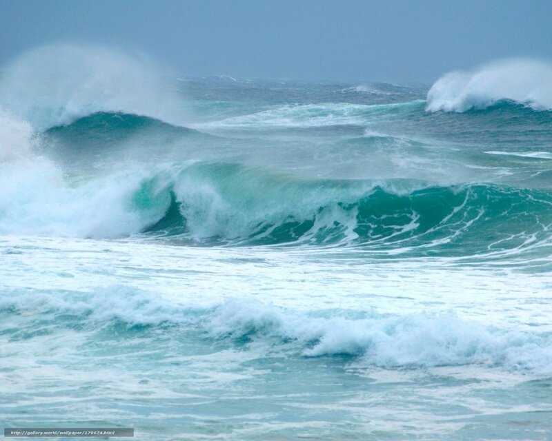 Powerful ocean waves crashing