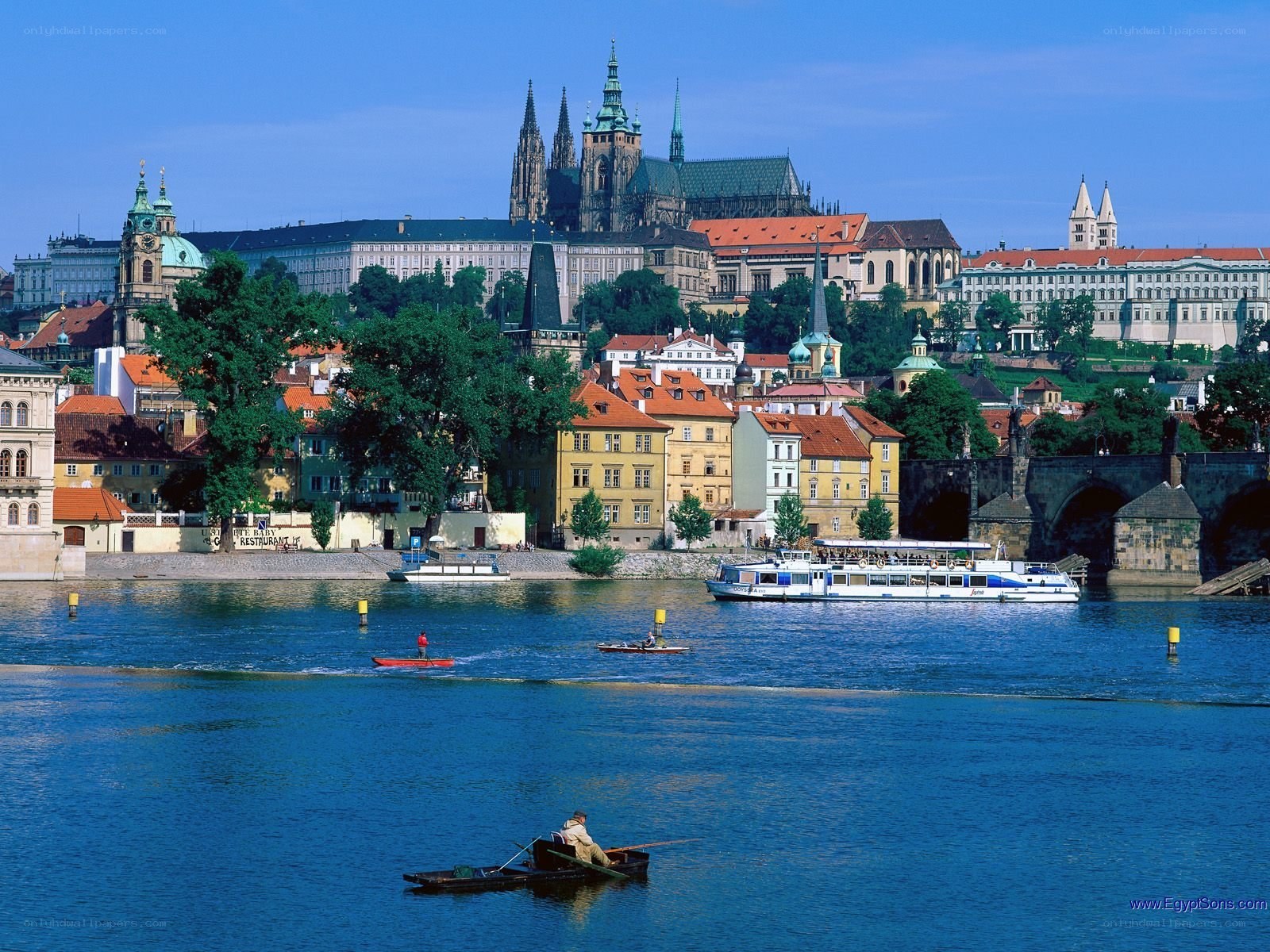 Prague castle and Vltava river