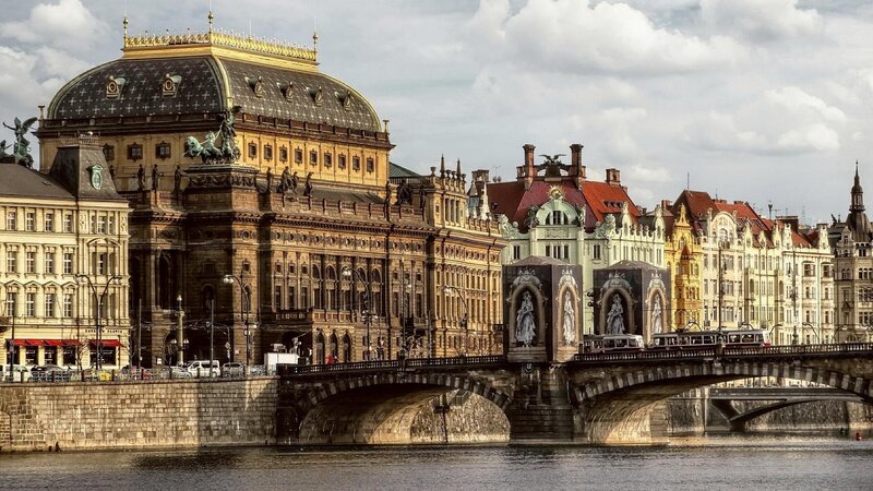 Prague National Theatre — Brown
