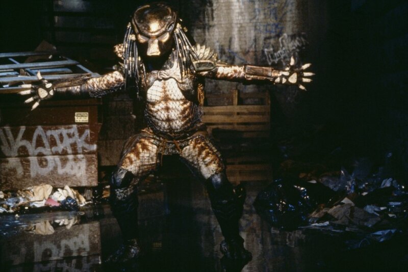 Predator Alien in Alley