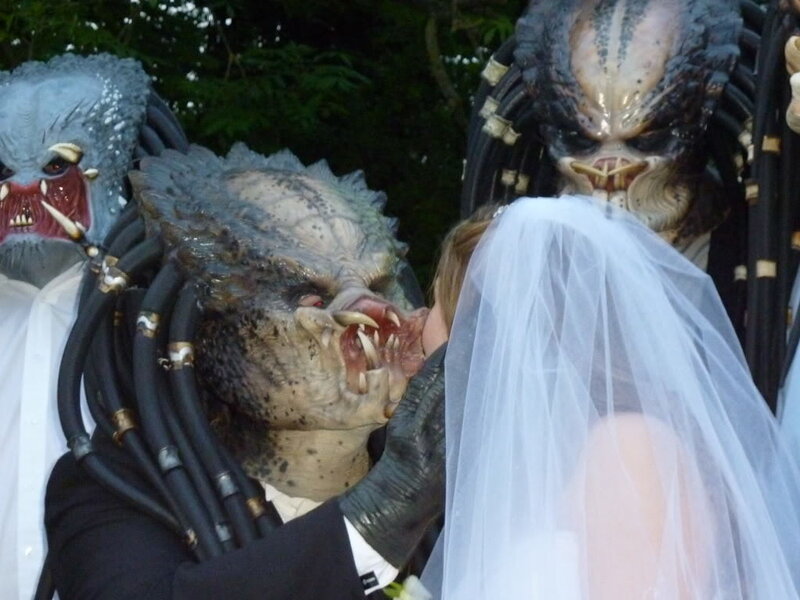 Predator Alien Kissing Bride