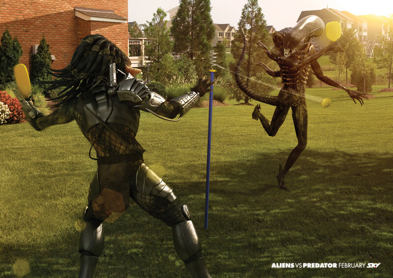 Predator vs Alien in backyard