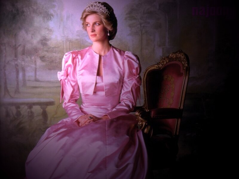 Princess Diana in pink dress